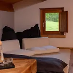 Aura Relais Resort 3*