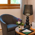 Aura Relais Resort 3*
