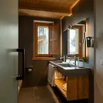 Aura Relais