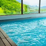 Aura Relais Resort 3*