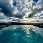 Aura Relais