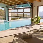 Aura Relais