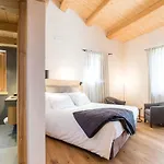Aura Relais Resort 3*