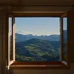 Resort Aura Relais 3*
