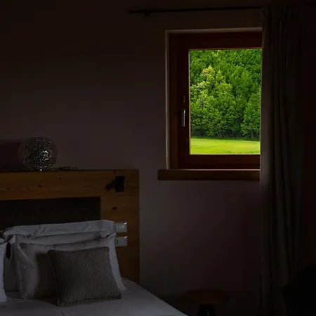 Aura Relais Resort *