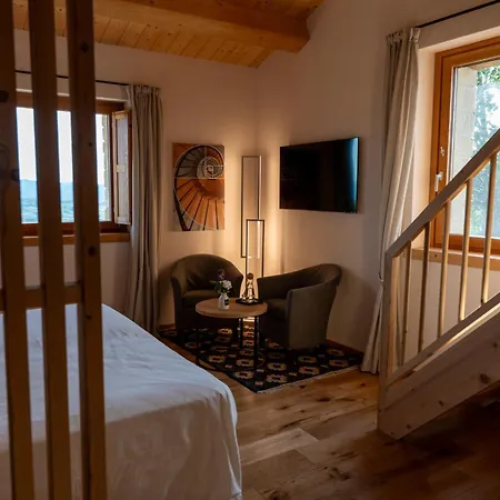 Aura Relais Урбино