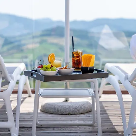 Курортный комплекс Aura Relais Урбино